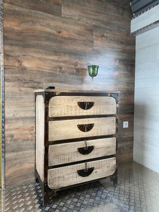 Gleis 2, Waggon Mit Ofen, Optional Mit Whirlpool Und Sauna Dahlem  Esterno foto